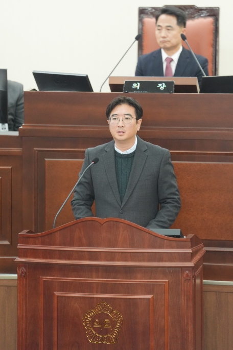 제208회 양산시의회 제2차 정례회 제3차 본회의 이미지(6) 제208회 양산시의회 제2차 정례회 제3차 본회의 이미지(6)