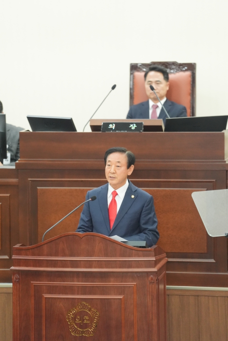 제208회 양산시의회 제2차 정례회 제3차 본회의 이미지(8) 제208회 양산시의회 제2차 정례회 제3차 본회의 이미지(8)