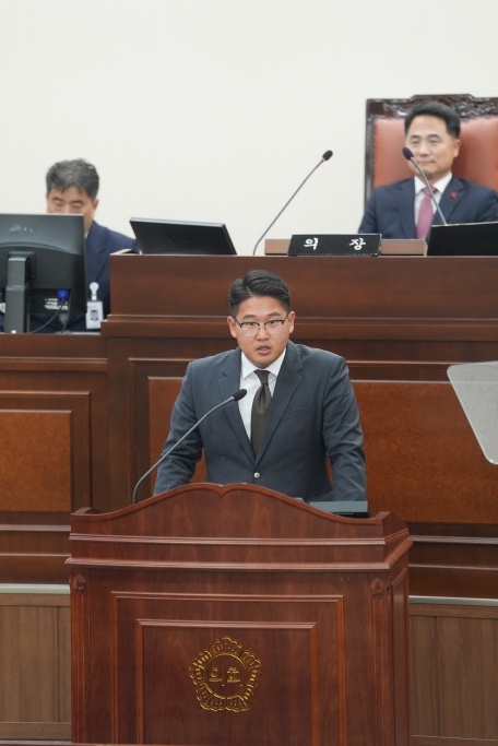 제207회 양산시의회 임시회 제2차 본회의 이미지(4) 제207회 양산시의회 임시회 제2차 본회의 이미지(4)