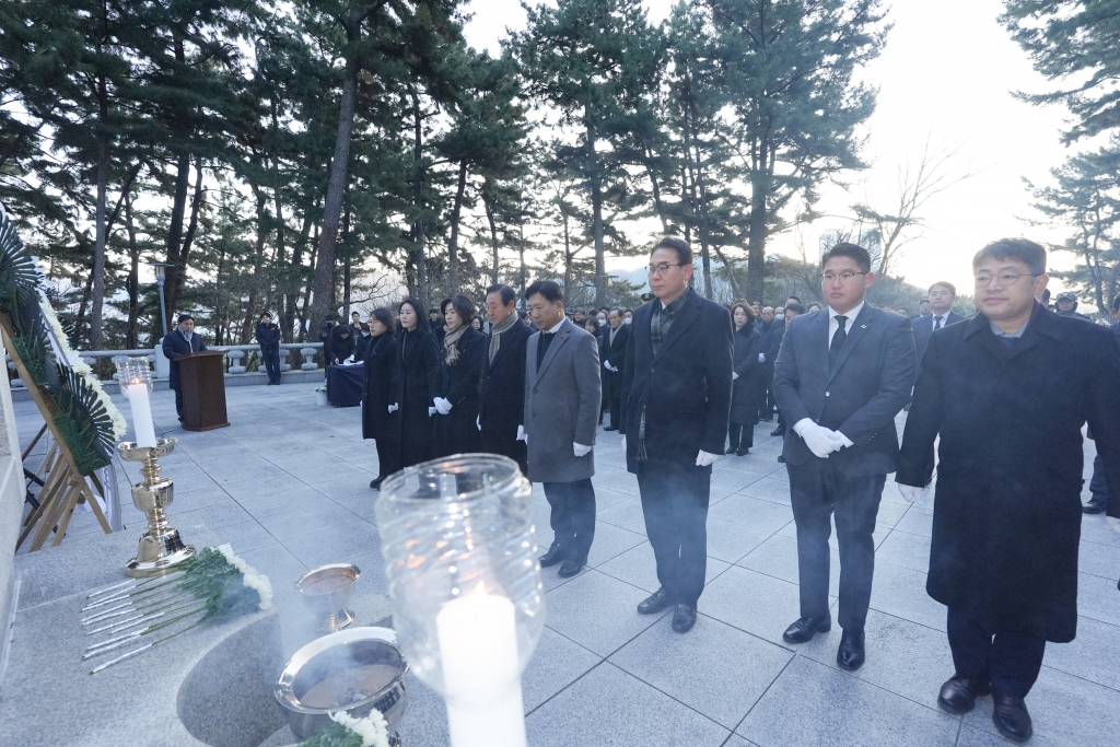 2026년 병오년 새해 현충탑 참배 이미지(3)