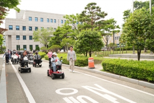 2025년 장애인 인식개선 및 포용의 날 행진 대표이미지