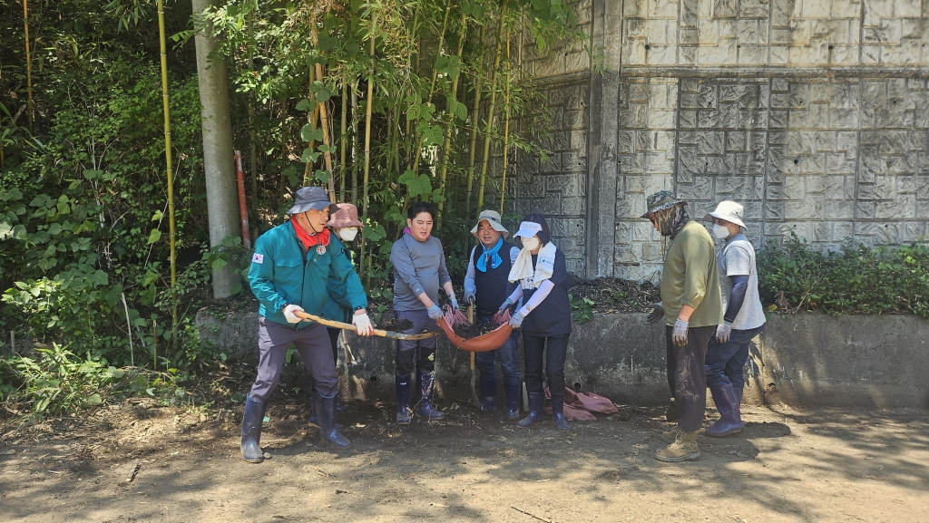 양산시의회, 집중호우 피해 산청군 찾아 복구지원 나서 이미지(1)